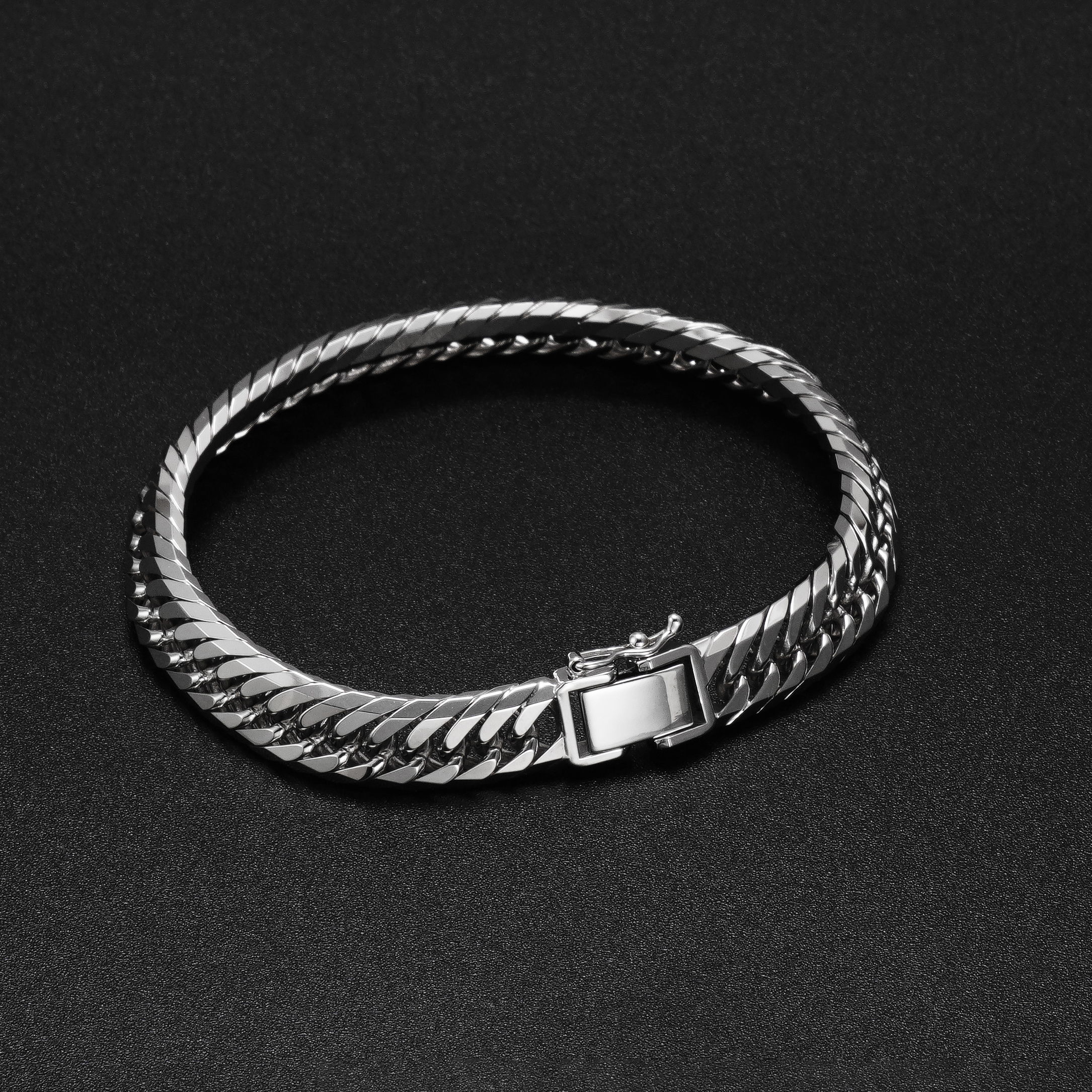 K18WG 18金 ホワイトゴールド 喜平ブレスレット 8面トリプル フラット