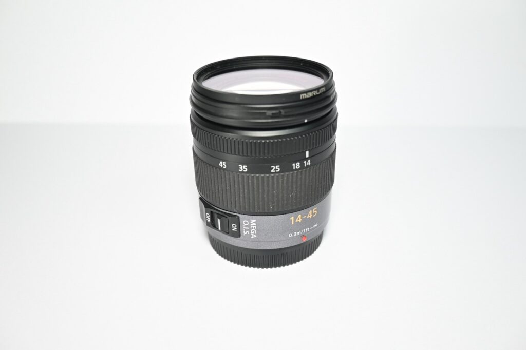 Panasonic LUMIX G VARIO 14-45mm F3.5-5.6 ASPH. MEGA O.I.S.