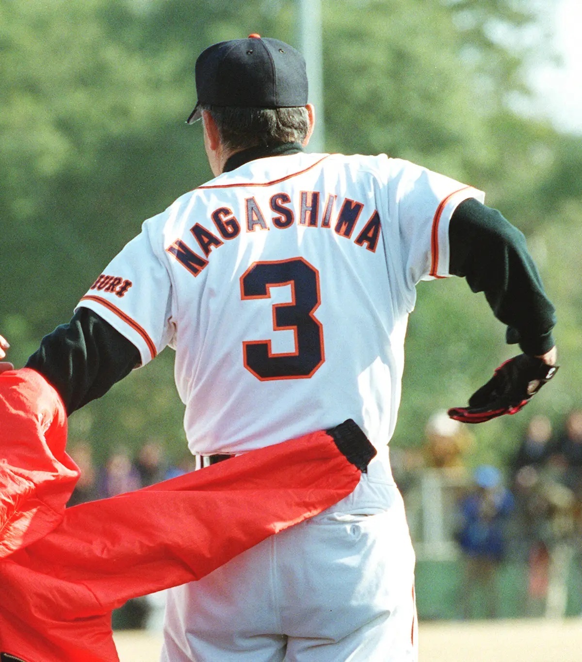 8/16には監督・選手が「背番号3」を着用する『長嶋茂雄終身名誉監督