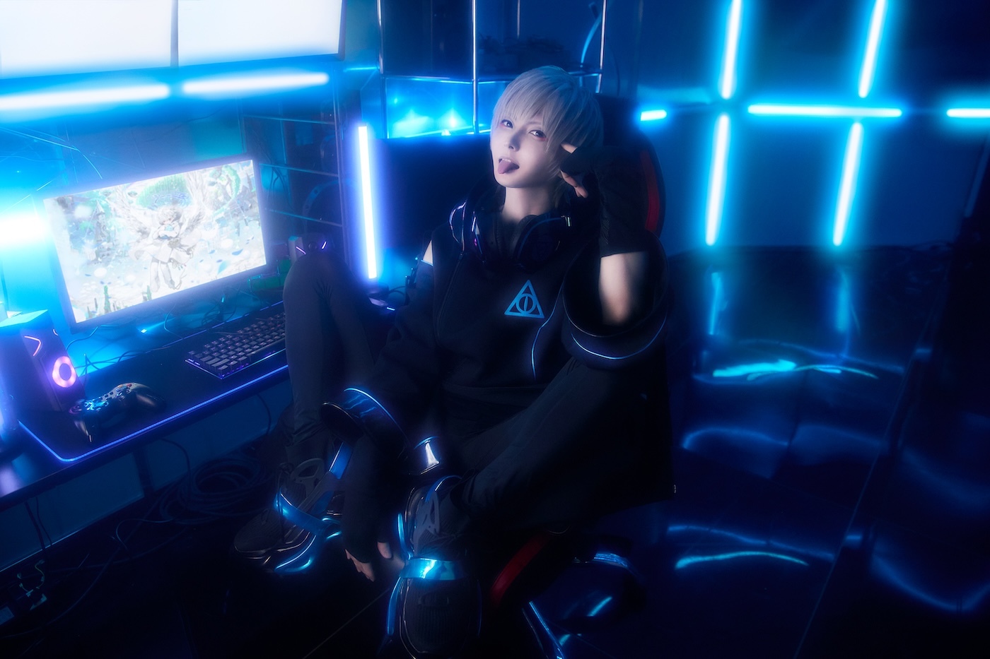 まふまふ、新アルバム『世会色ユニバース』のクロスフェード映像を公開