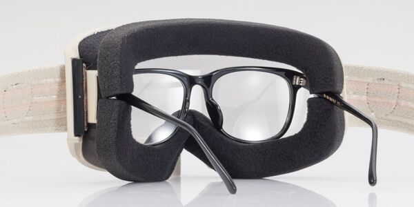 RACAN】 眼鏡併用可能な大型平面レンズモデル | 特集・ブログ | 【公式