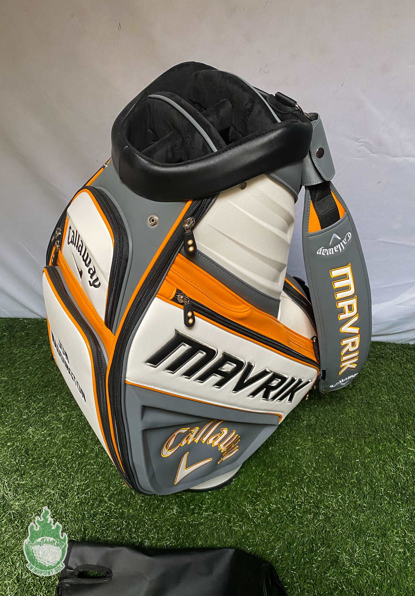 Used Callaway Mavrik Tour Staff Golf Cart Carry Bag White/Orange