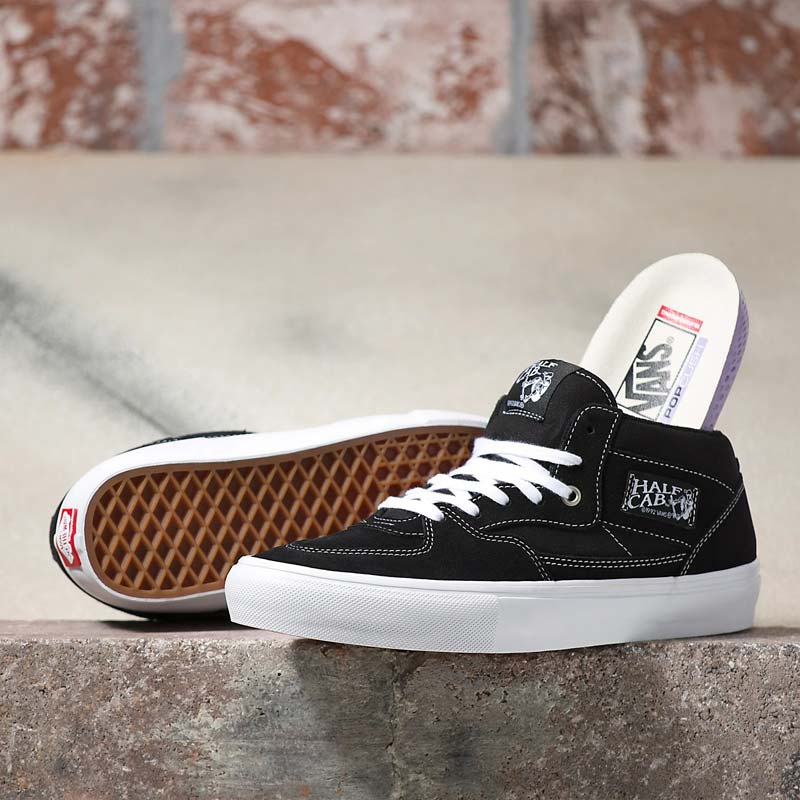 VANS SKATE HALF CAB BLACK / WHITE SHOES 【 バンズ スケート ハーフ