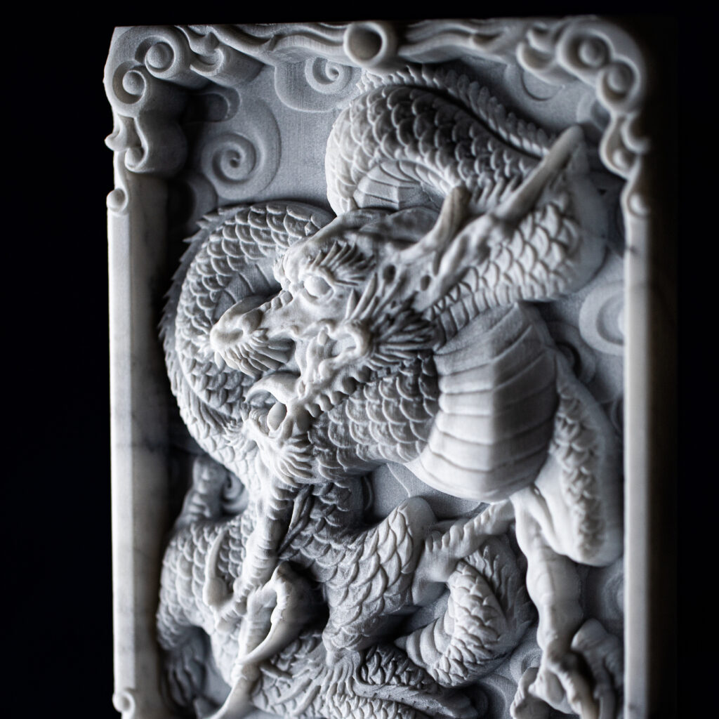 2024年の干支【龍】を彫刻しました | 石のシンシア