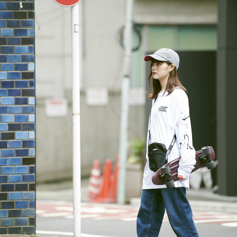 商品詳細ページ | Vaundy ONLINE STORE | Cap [Gray×Red]