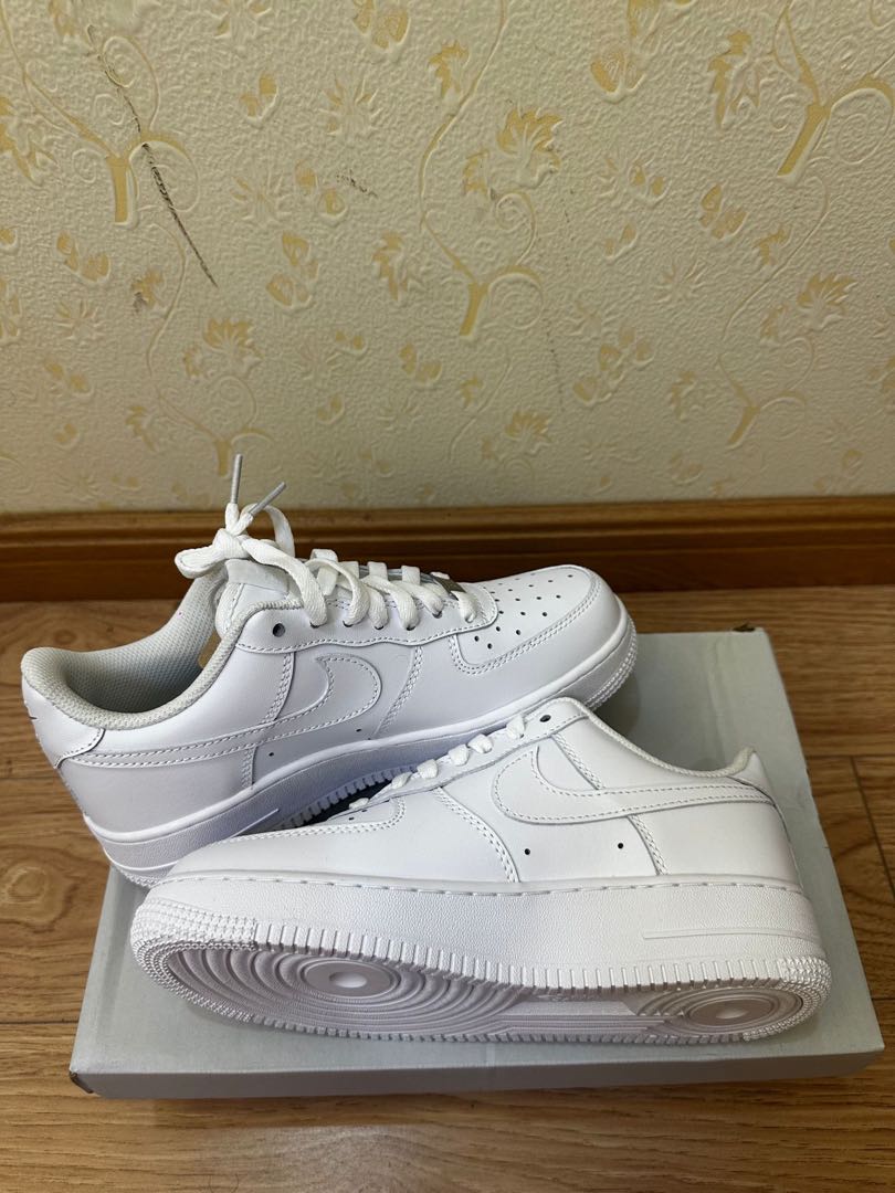 新品 ナイキ エア エアフォース1 NIKE AIR FORCE 1 07 ホワイト 白