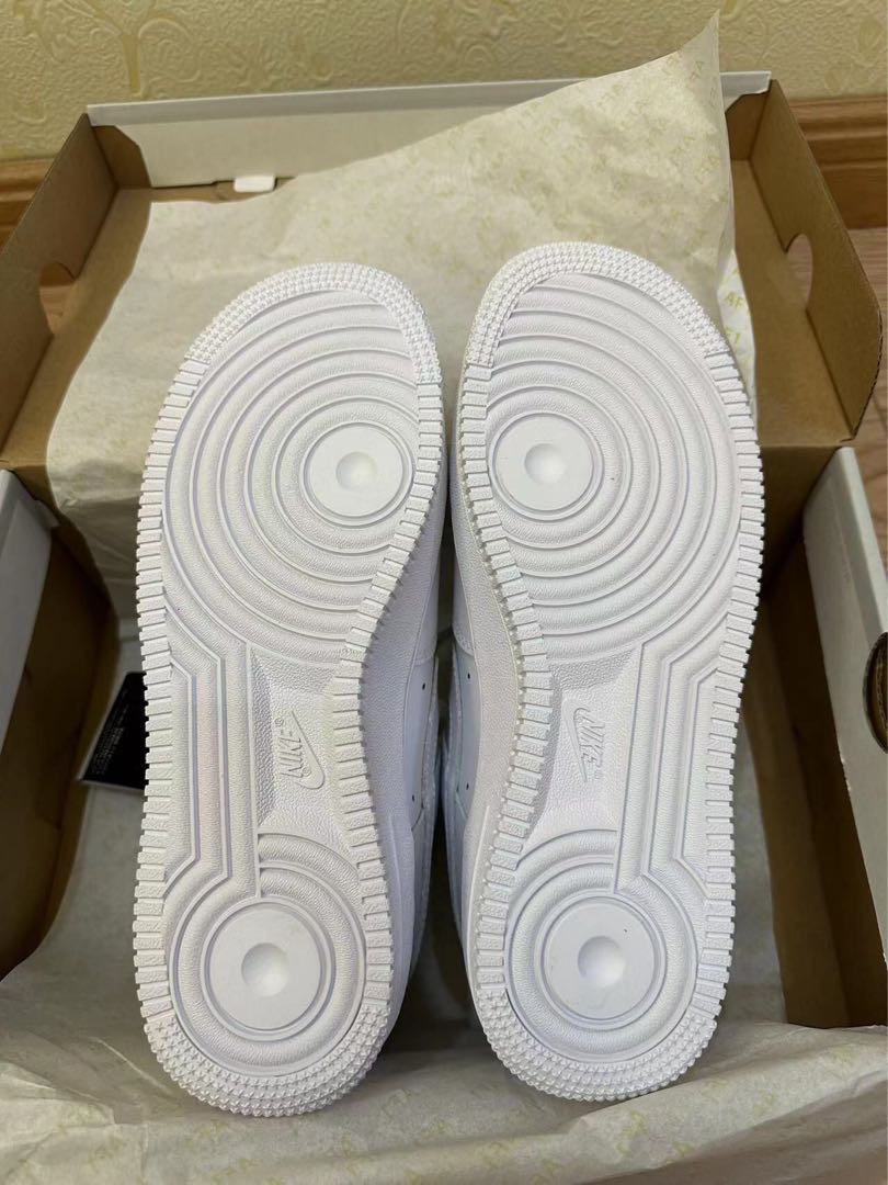 新品 ナイキ エア エアフォース1 NIKE AIR FORCE 1 07 ホワイト 白