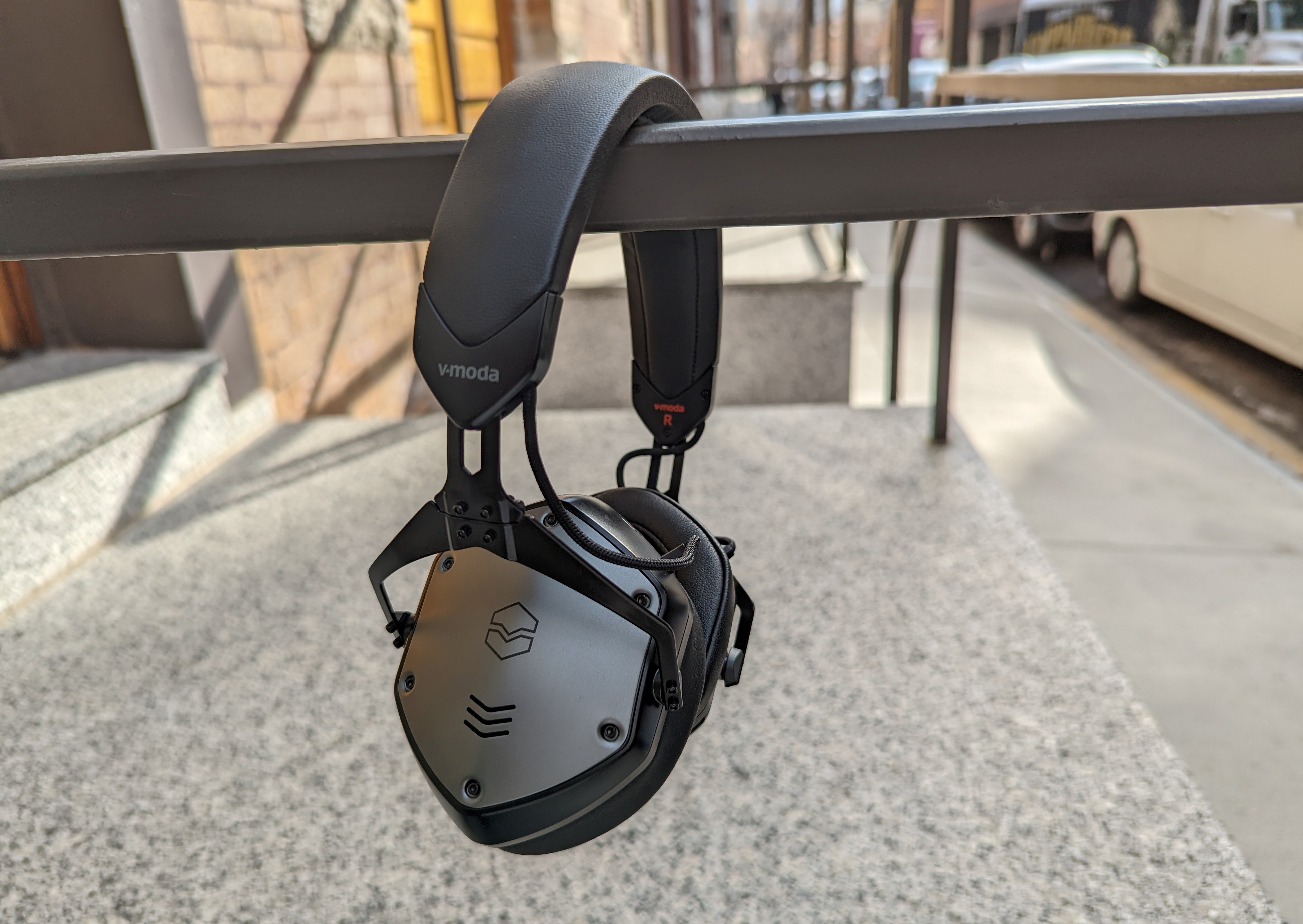 V-Moda M-200 ANC | Improving Over Time but still Overpriced