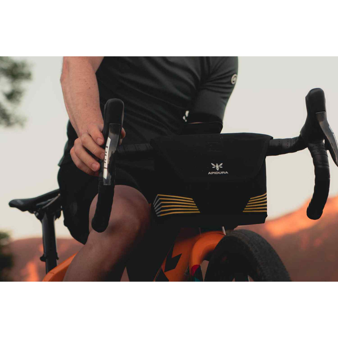 APIDURA / レーシング・ハンドルバーバッグ（2L） – 京都の自転車屋