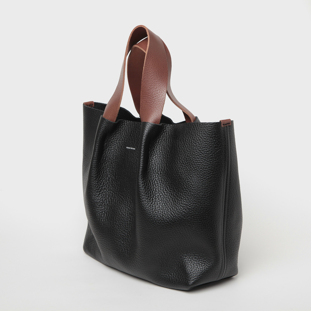 Hender Scheme / エンダースキーマ | piano bag medium - Black | 通販