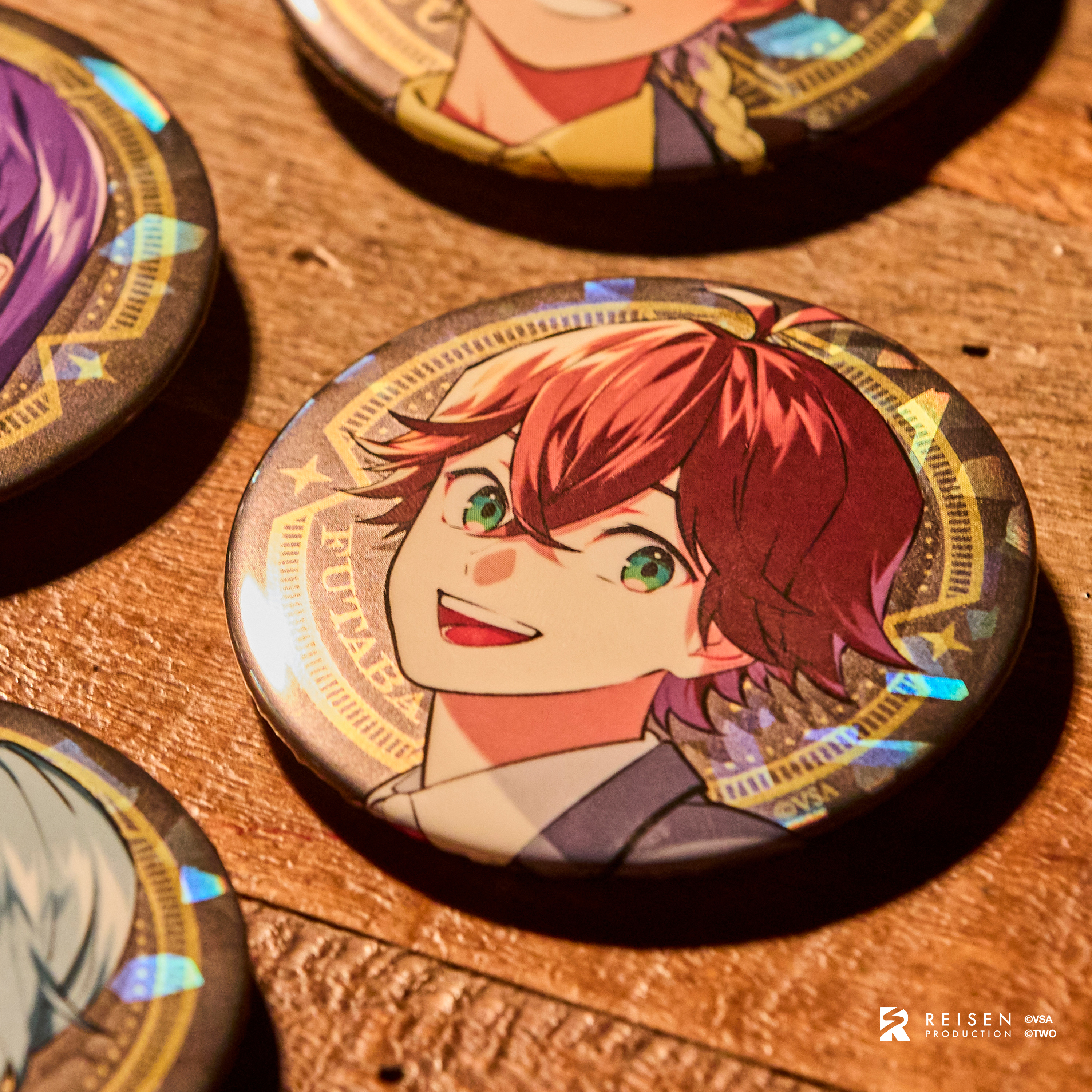 私立ビバレン学園】 REISEN練習生 トレーディング缶バッジ | VS