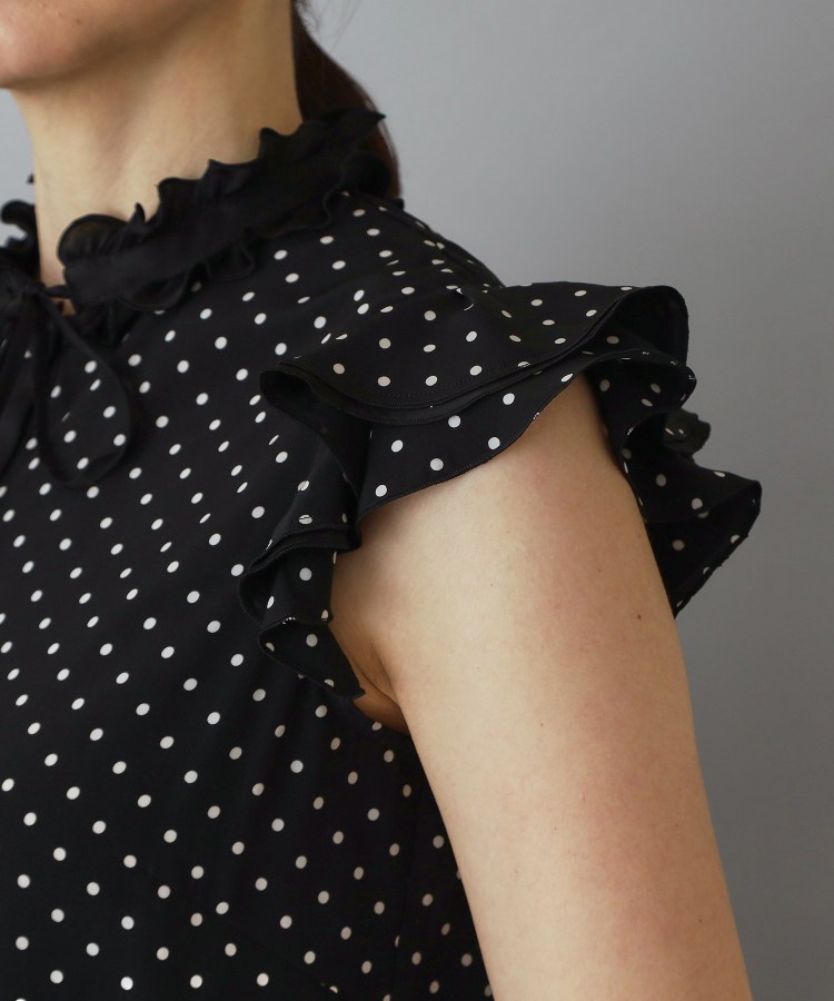 ドットプリントウィングスリーブブラウス（シャツ・ブラウス