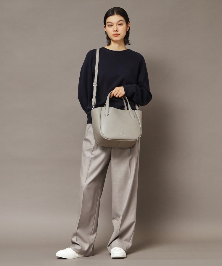 カーラ】レザートートバッグ M 2WAY 本革（商品番号：P25－20539