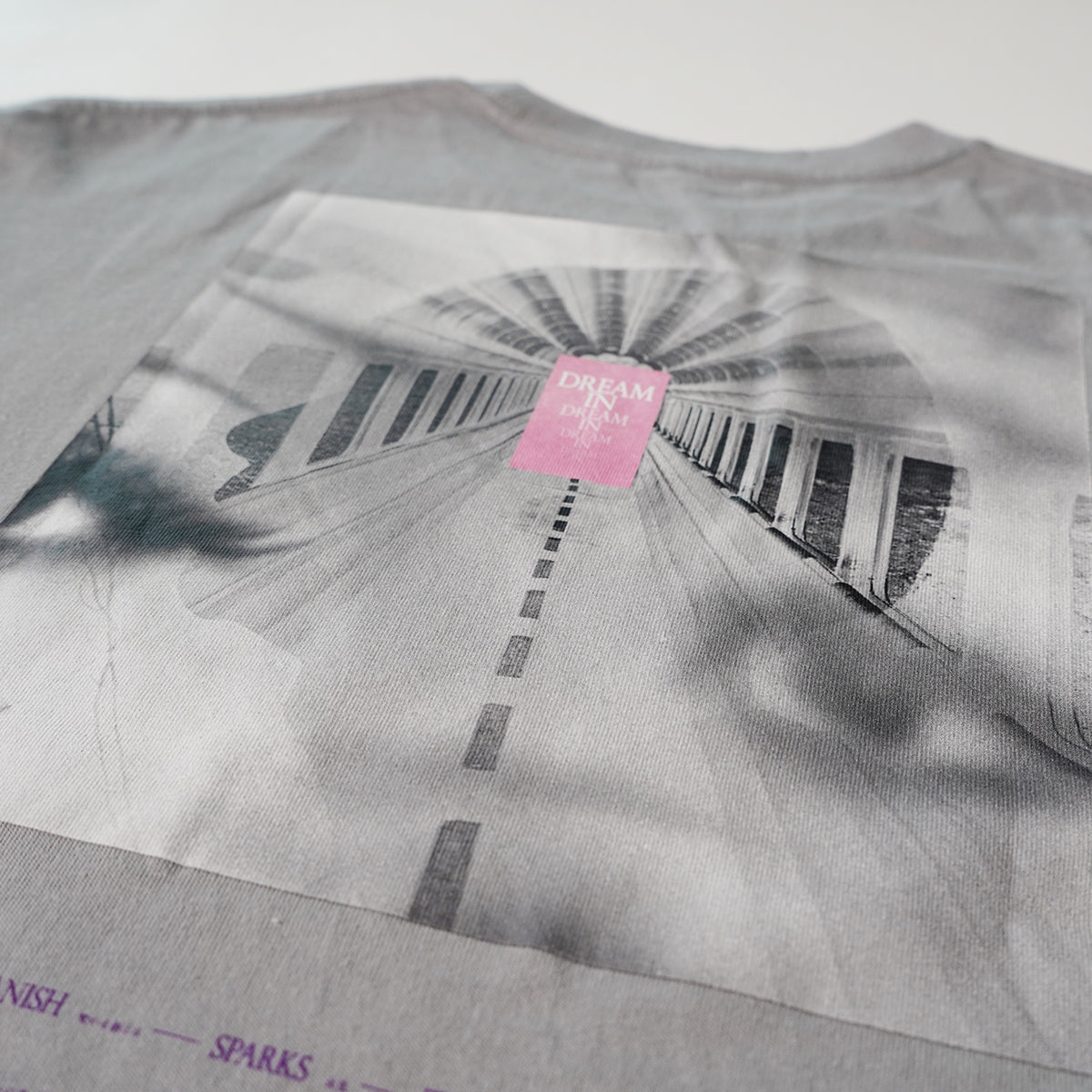 夢中夢 T-shirt (30th Anniversary) – ワーナーミュージック・ストア