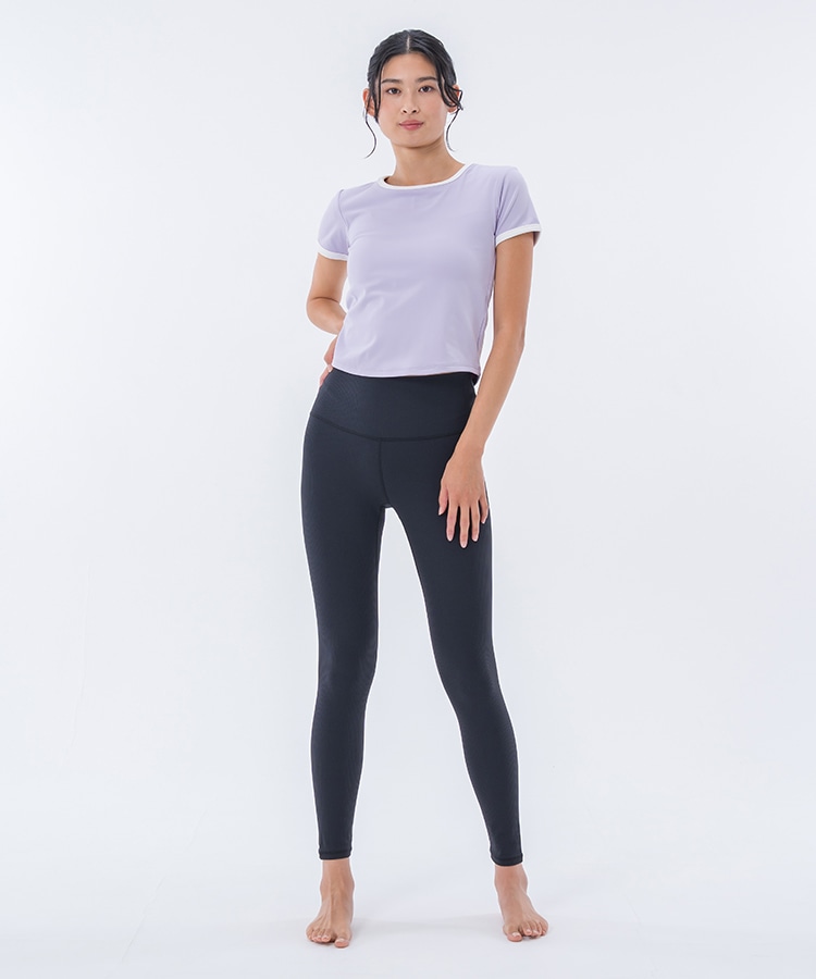 SUKALA】カップ付きスクープドネックTee＆レギンスセットアップ