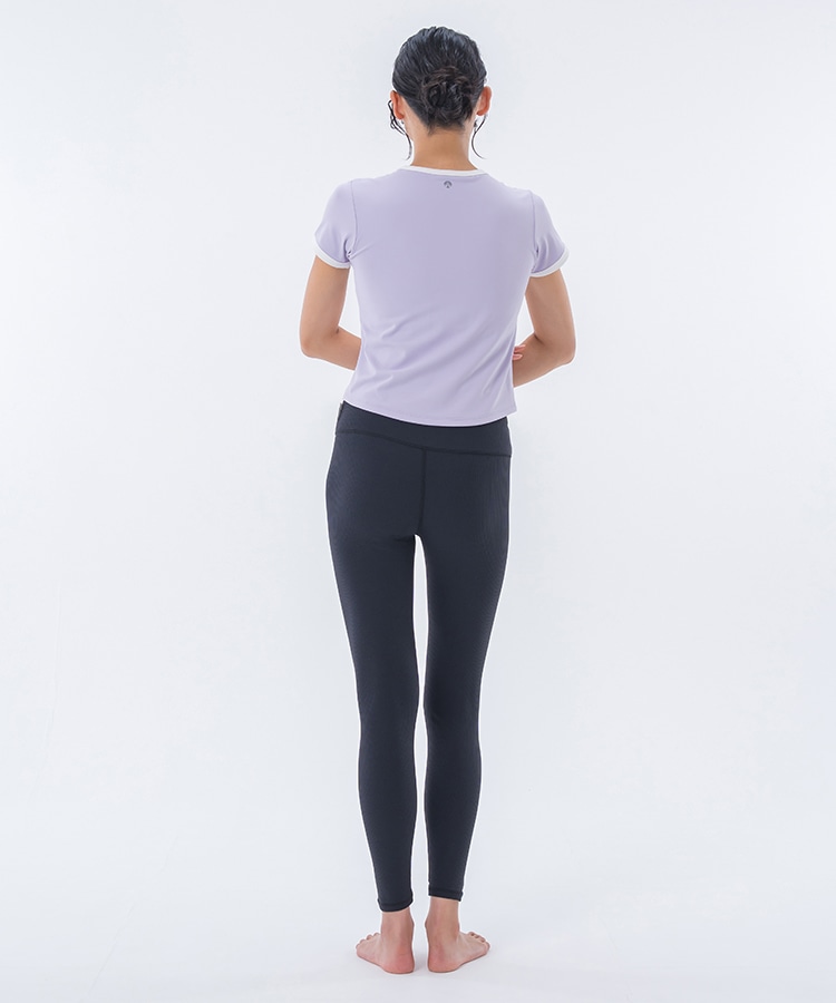 SUKALA】カップ付きスクープドネックTee＆レギンスセットアップ