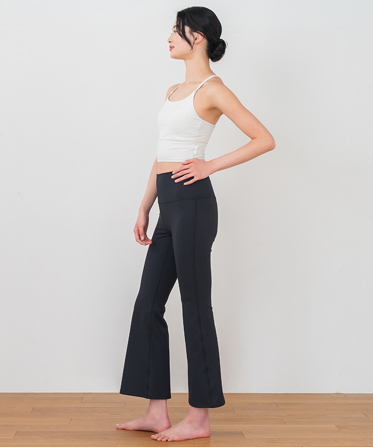 SUKALA】ミックスアンドマッチトリプルセットアップ: ヨガウェアLAVA