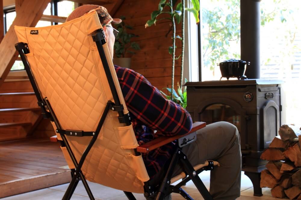 Alpen Outdoorsから、家でもキャンプでも映えるチェア＆テーブルが新