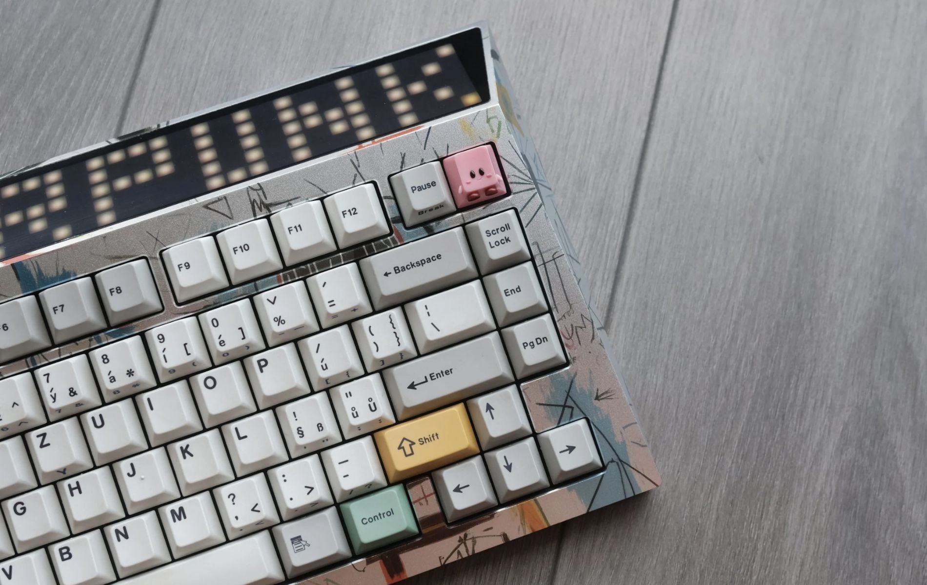 CYBERBOARD R4 Graffiti (multi-color anodizing)