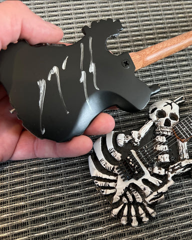 REAL AUTOGRAPHED - George Lynch Skull & Bones J.FROG Mini Guitar