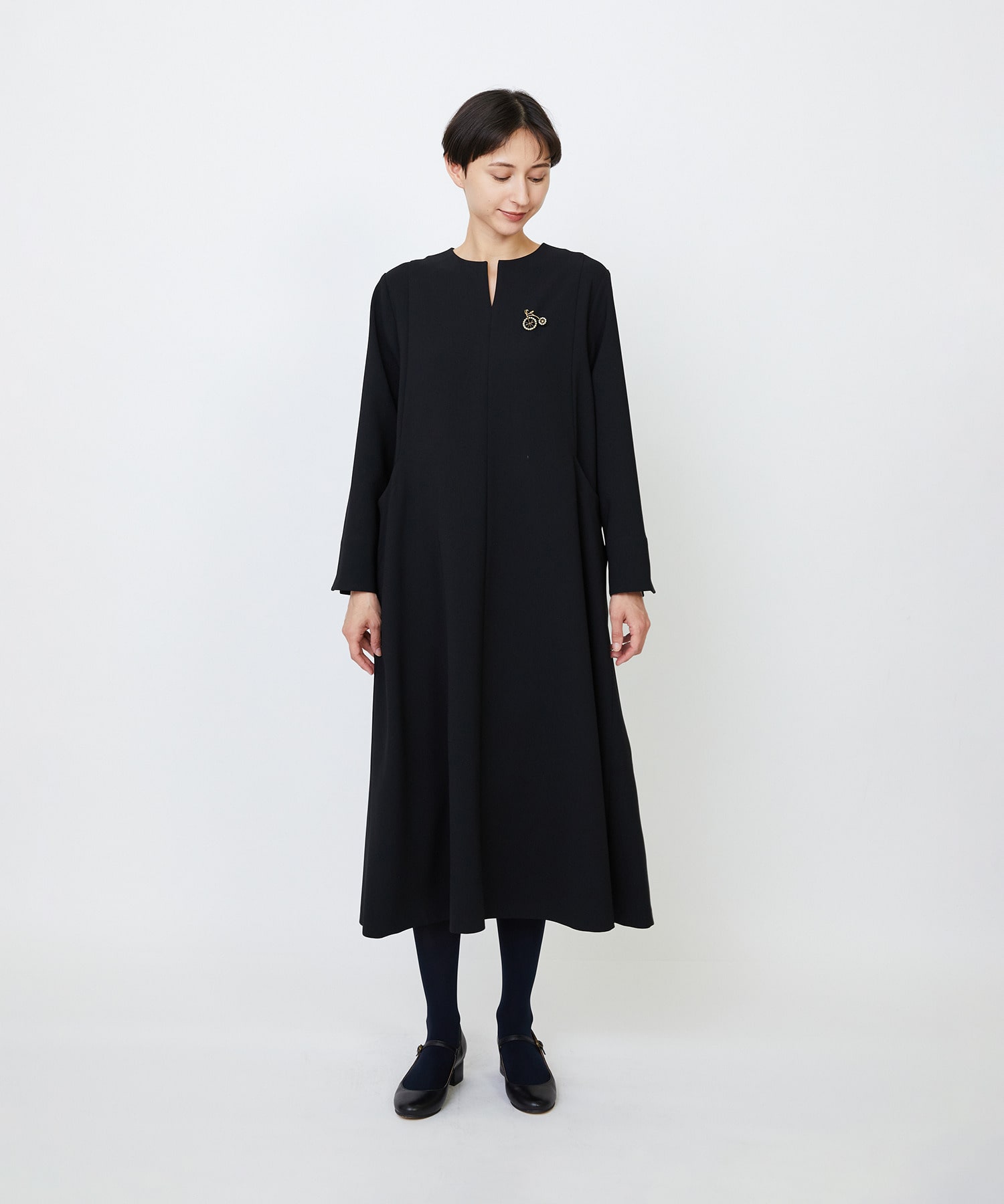 エコダブルクロスキーネックワンピース｜BIGI online store - ビギ