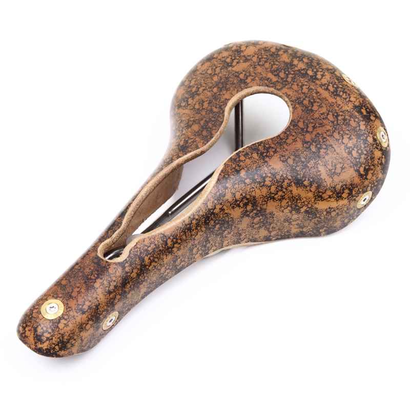 BERTHOUD* aspin open leather saddle (cork) - BLUE LUG ONLINE STORE