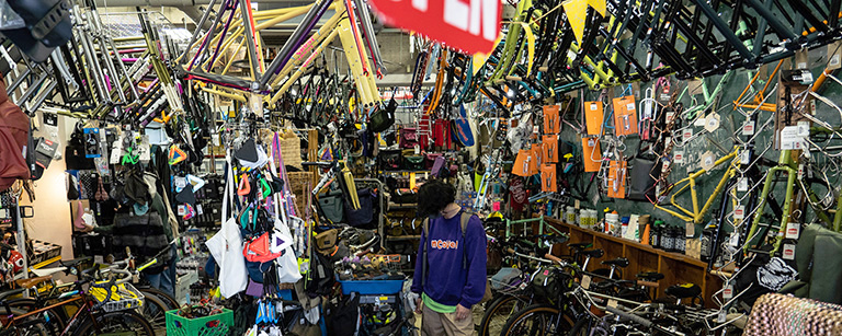 MKS* supreme (black) - BLUE LUG ONLINE STORE