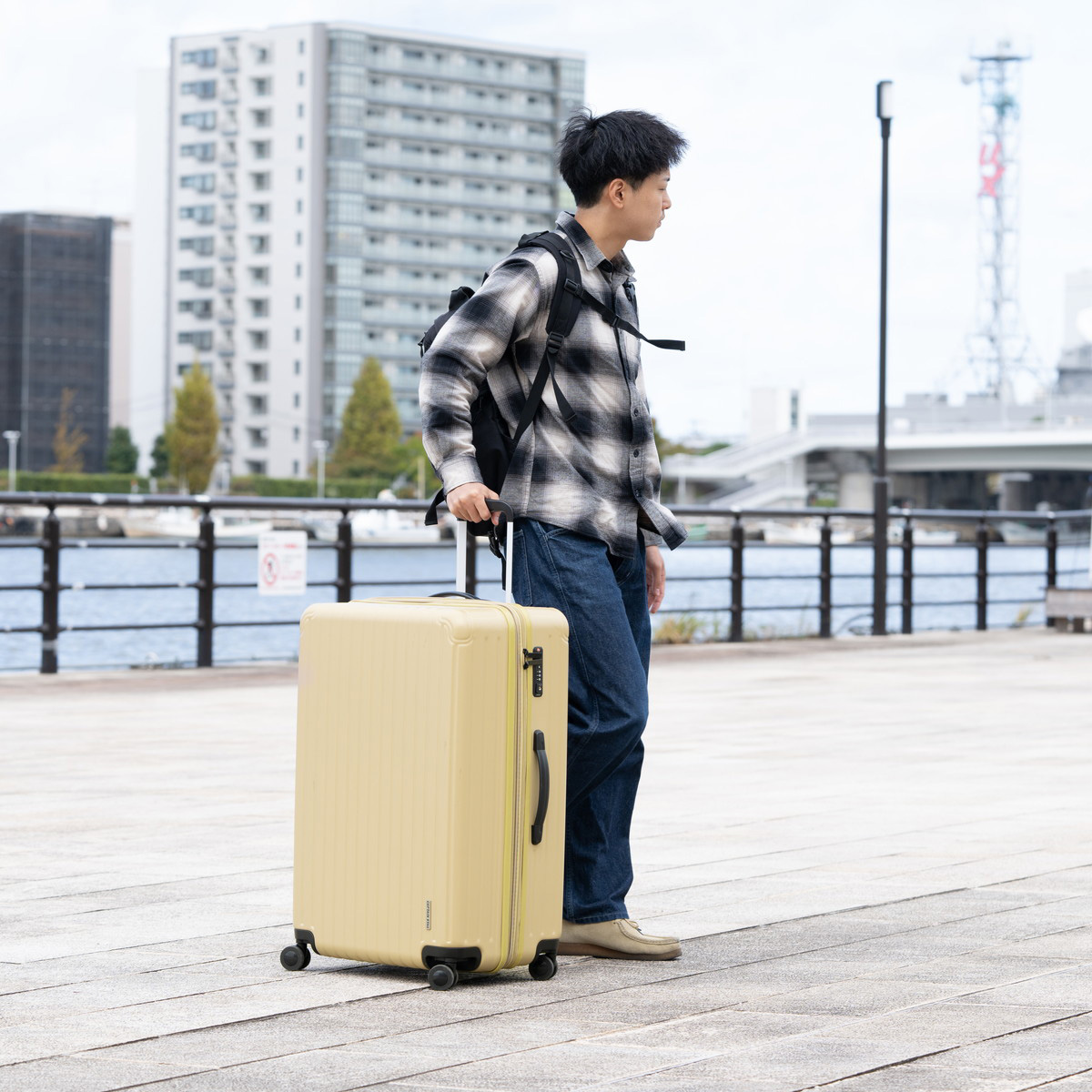 キャプテンスタッグ スーツケース（TSAロックWFタイプ）＜L＞（カーキ