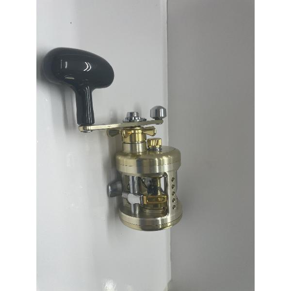 中古品】 ダイワ ミリオネアCV－Z 250SF: 中古｜釣具の通販