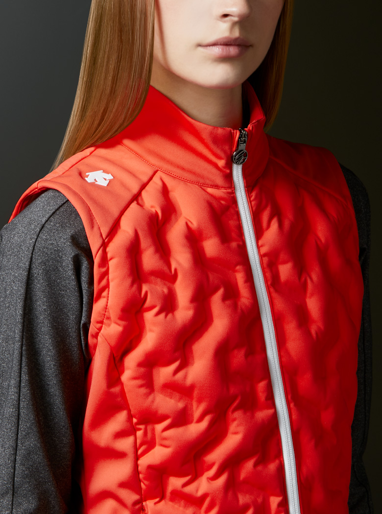 ウィルドダウン ダウンベスト | デサントゴルフ公式