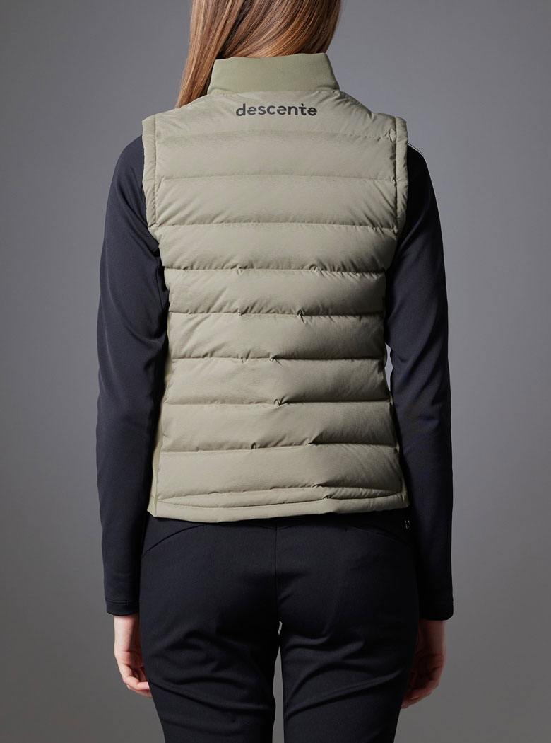 フルジップダウンベスト | デサントゴルフ公式