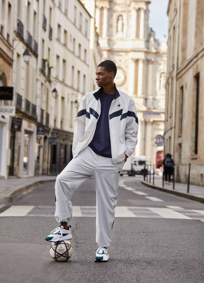 軽量性と履き心地を追求した「LCS R 550」|ルコックスポルティフ公式サイト