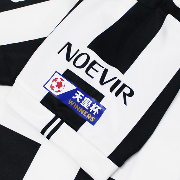 ヴィッセル神戸 30周年記念 半袖レプリカユニフォーム 2.飯野七聖