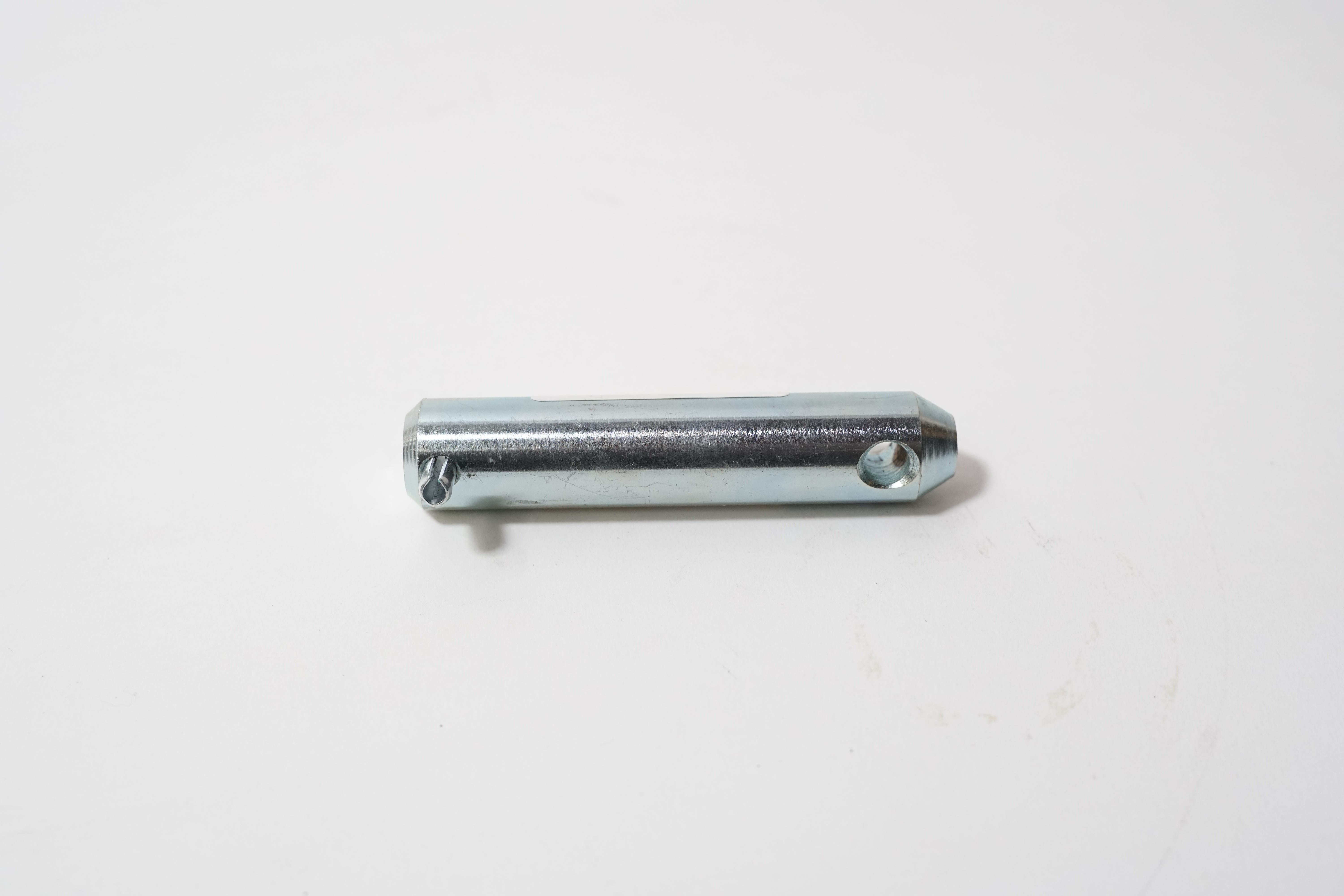 LOWER HITCH PIN