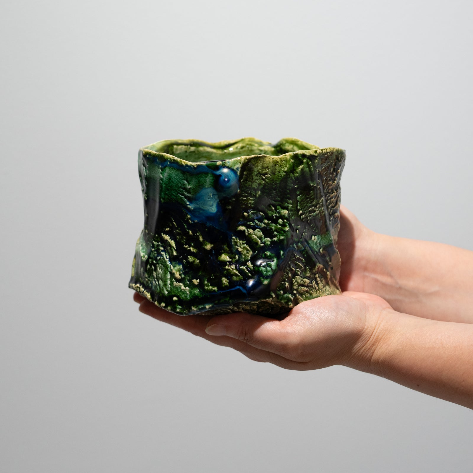 山口真人 / 織部茶碗（一点物） – HULS GALLERY TOKYO | 現代工芸