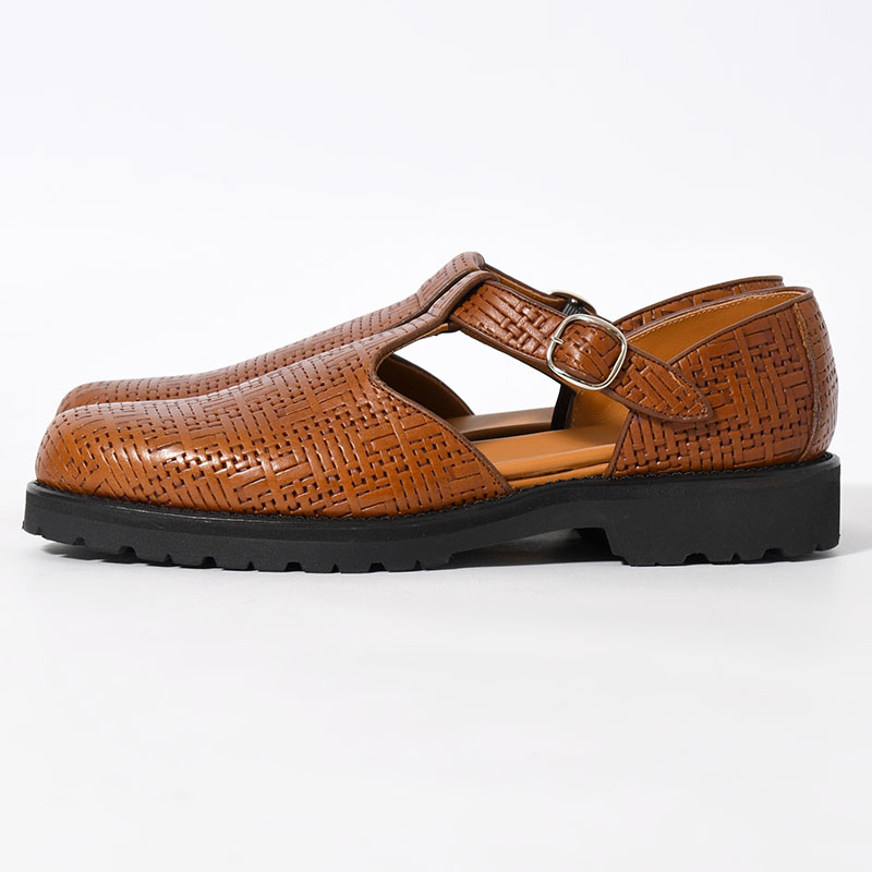EMBOSSED CZECH GURKHA SANDAL -BROWN- | IN ONLINE STORE