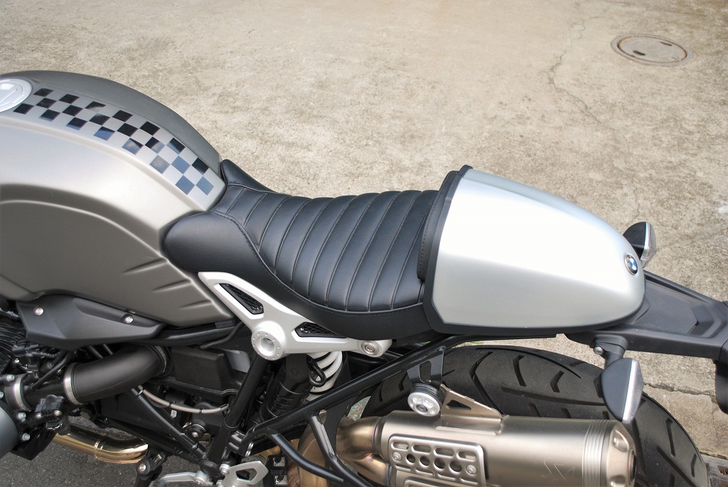 フロントシート MID A タック ステッチ R nine T｜K＆H