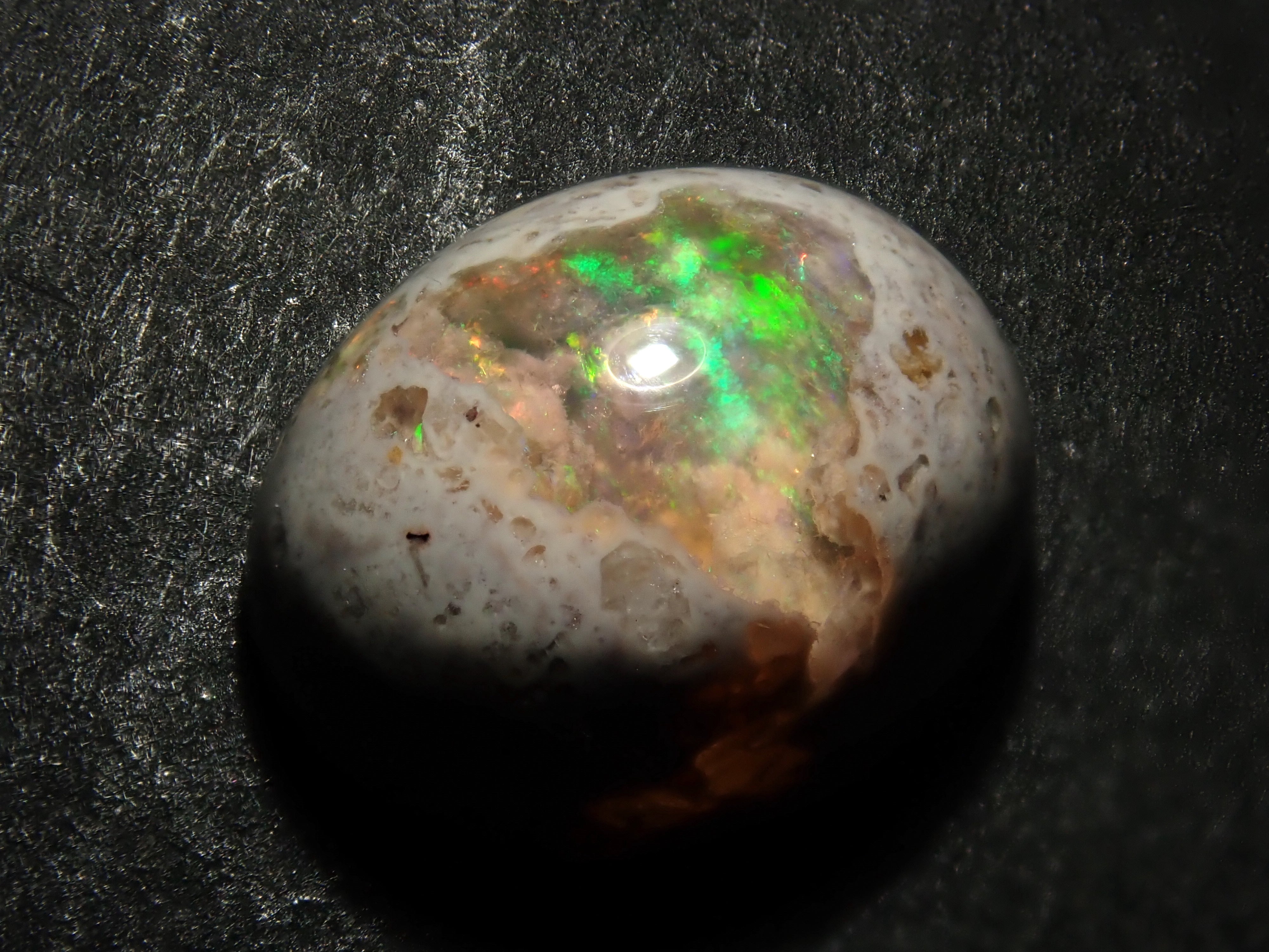 メキシコ産カンテラオパール 1石ルース（10×8cm）