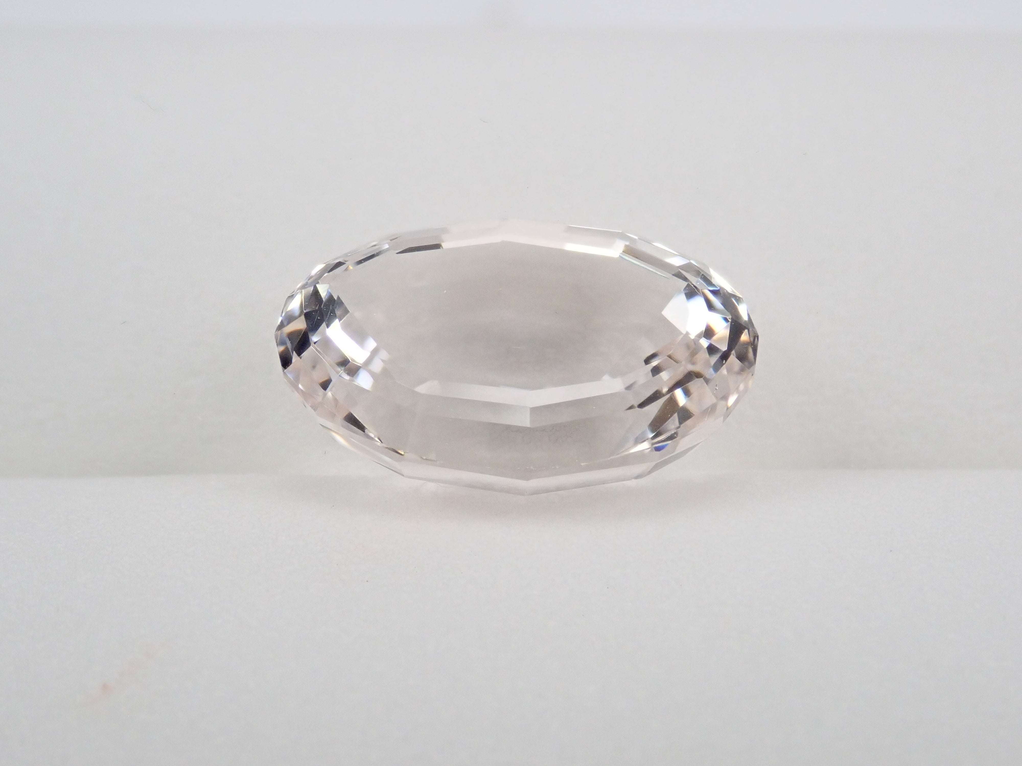 ホワイトトパーズ 7.709ctルース