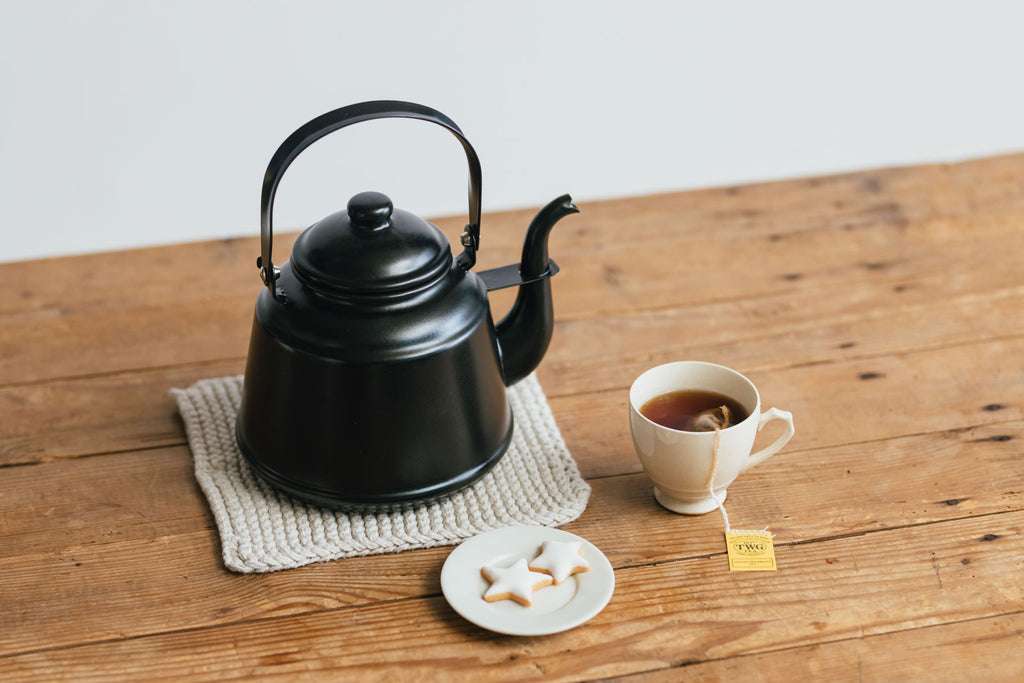 レトロホーローケトル ｜くらすこと公式オンラインストア