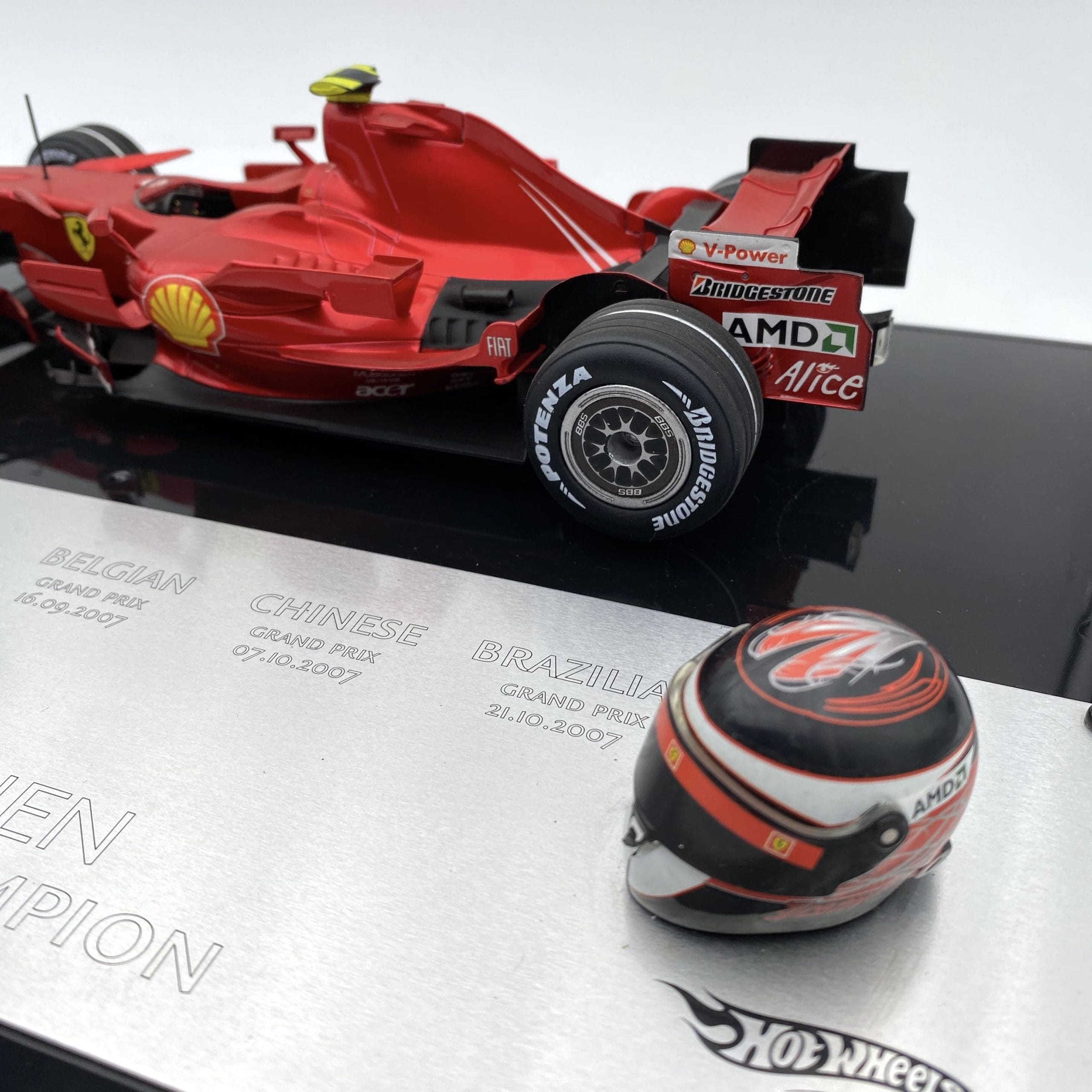 Hotwheels F1 model Hotwheels 1/18 Ferrari F2007 Kimi Raikkonen F1
