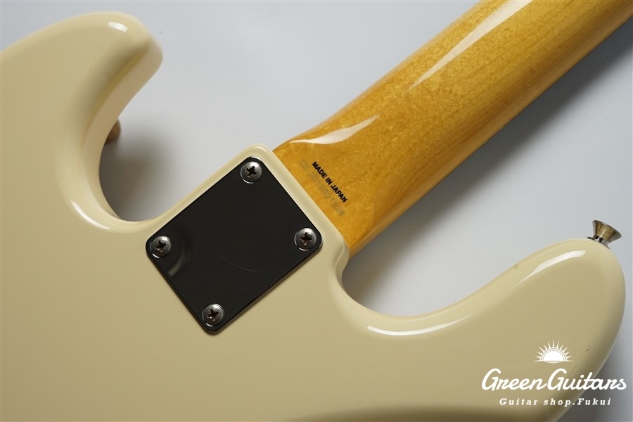 Fender JAPAN JB62 - Vintage White | Green Guitars Online Store