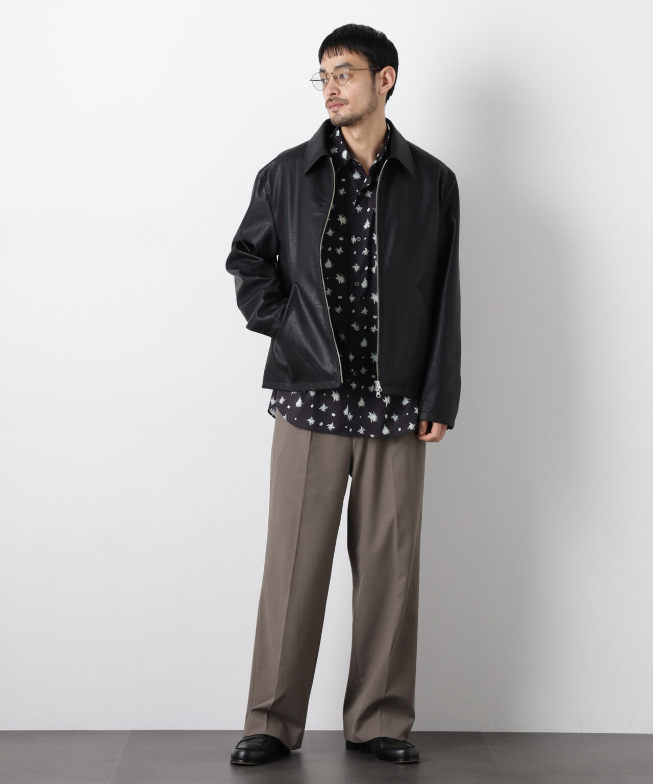 Reflax(R)オックスストレートパンツ（セットアップ可)