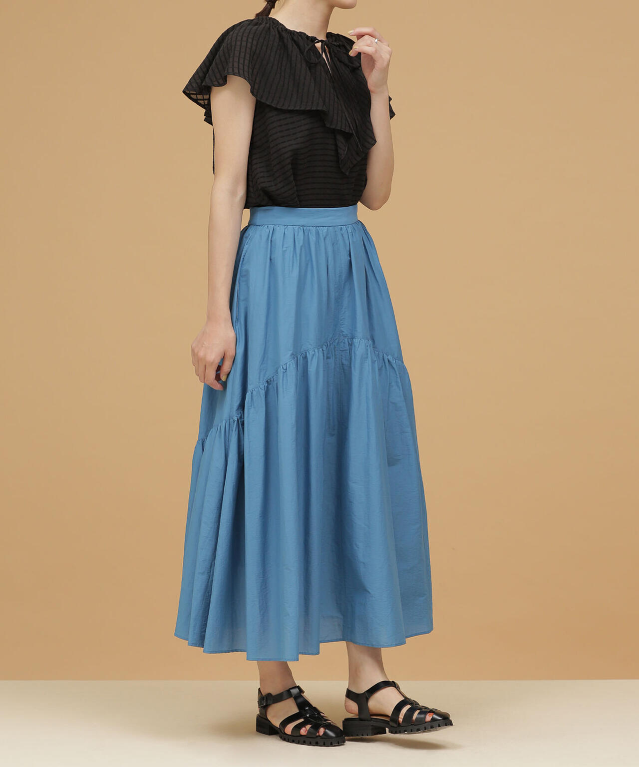 LB.03/切り替えギャザーティアードスカート