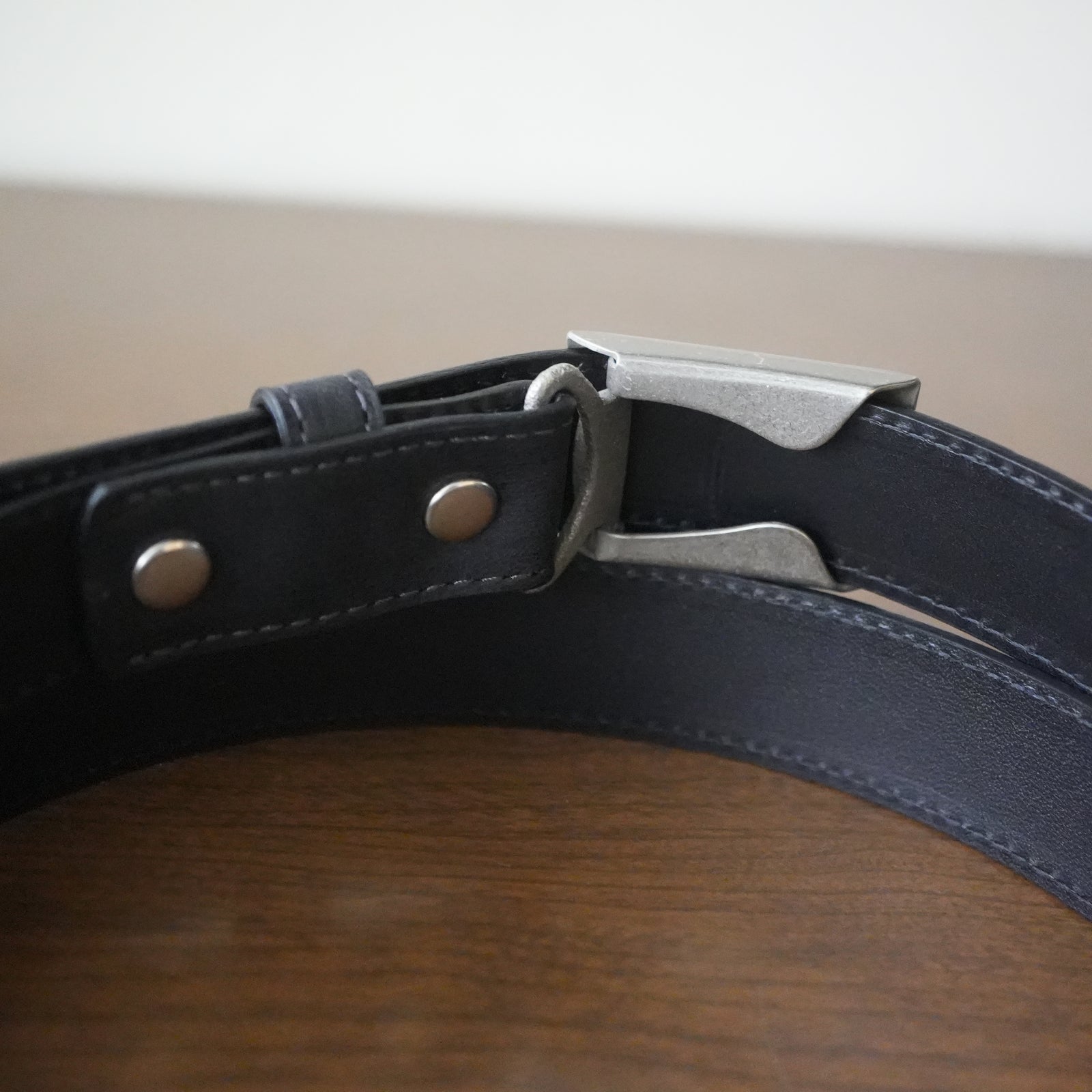 Post Production ROUGH HORSE BUTT EASY BELT – RASSEMBLE