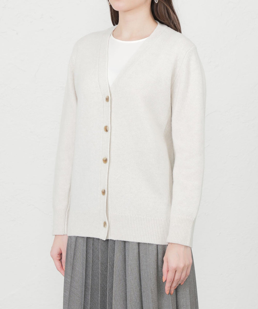 ウールコットンVネックニットカーディガン(トップス)｜AMACA(アマカ)の