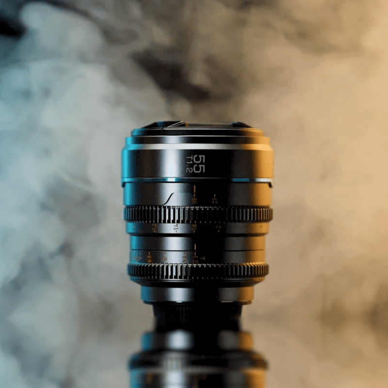 SIRUI フルフレーム アナモルフィックレンズ Venus 135mm T2.9 1.8x