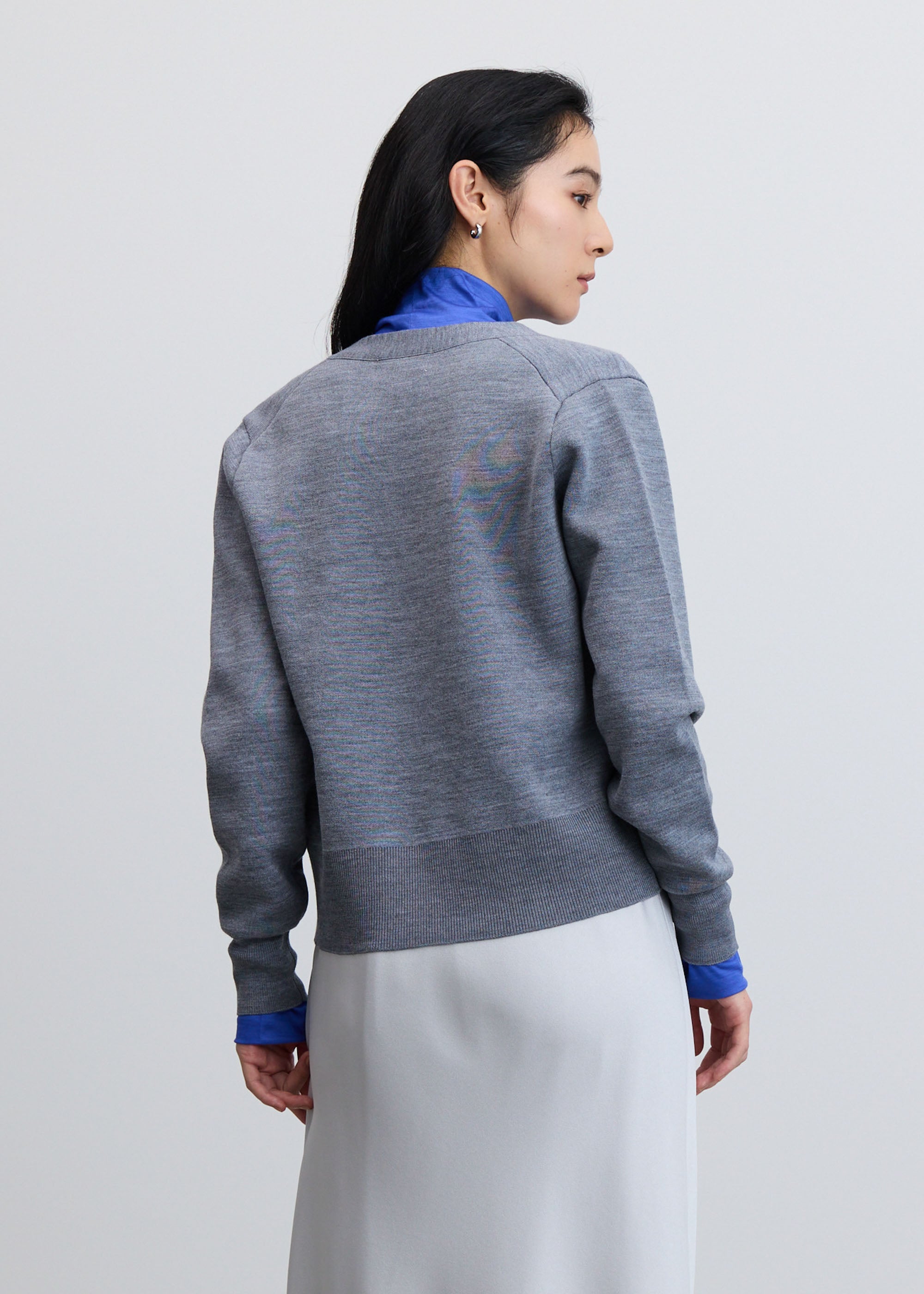 スウェットライクV ネックショートニットカーディガン - SOÉJU online