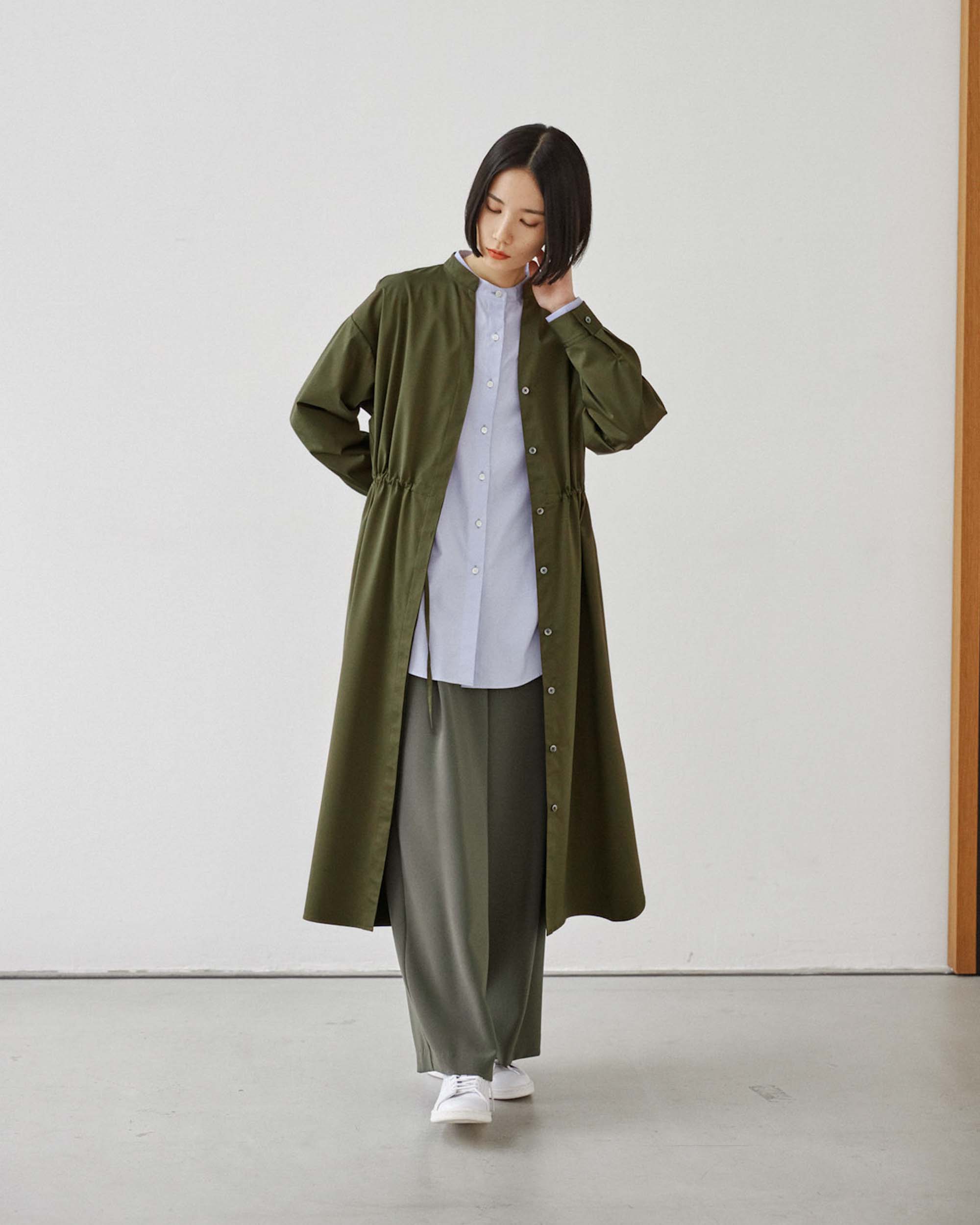 バンドカラーロングシャツ - SOÉJU online store｜上質な大人の女性の