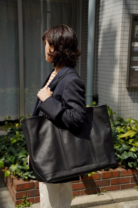 旅先にとっておき「SLOWの新型トートバッグ」｜SLOW – スロウ 公式EC